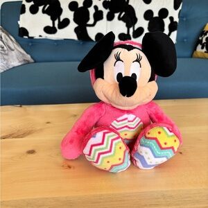 Minnie mouse stuffy Full size official Disney store Minnie Mouse Easter bunny